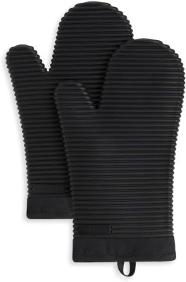 Deal Alert: KITCHENAID Ribbed Soft Silicone Oven Mitt 2-Pack Set, Matte Black, 7.5″x13″
